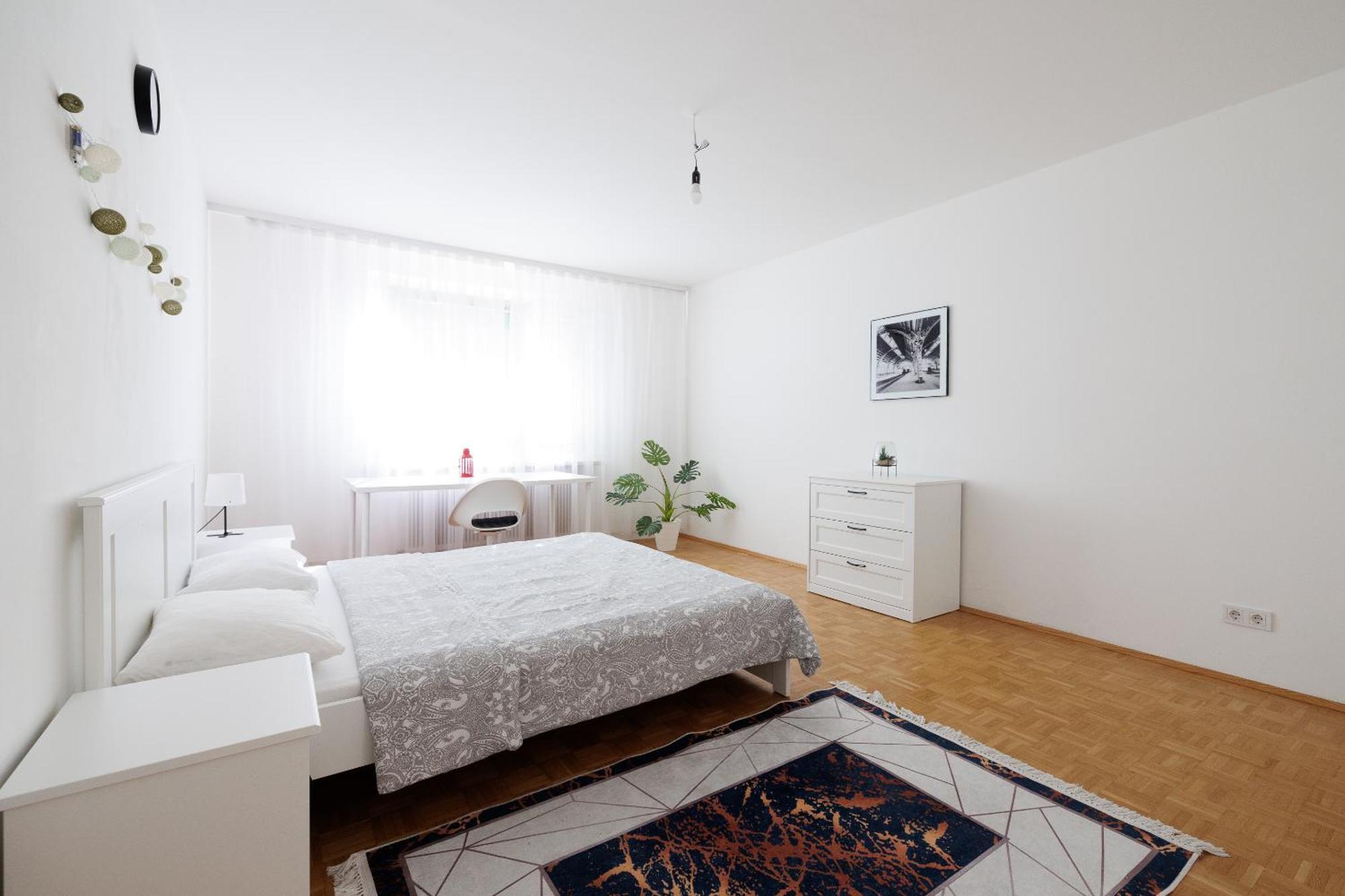 Cozy, Spacious And Charming 4 Bedrooms Apartament Вена Экстерьер фото