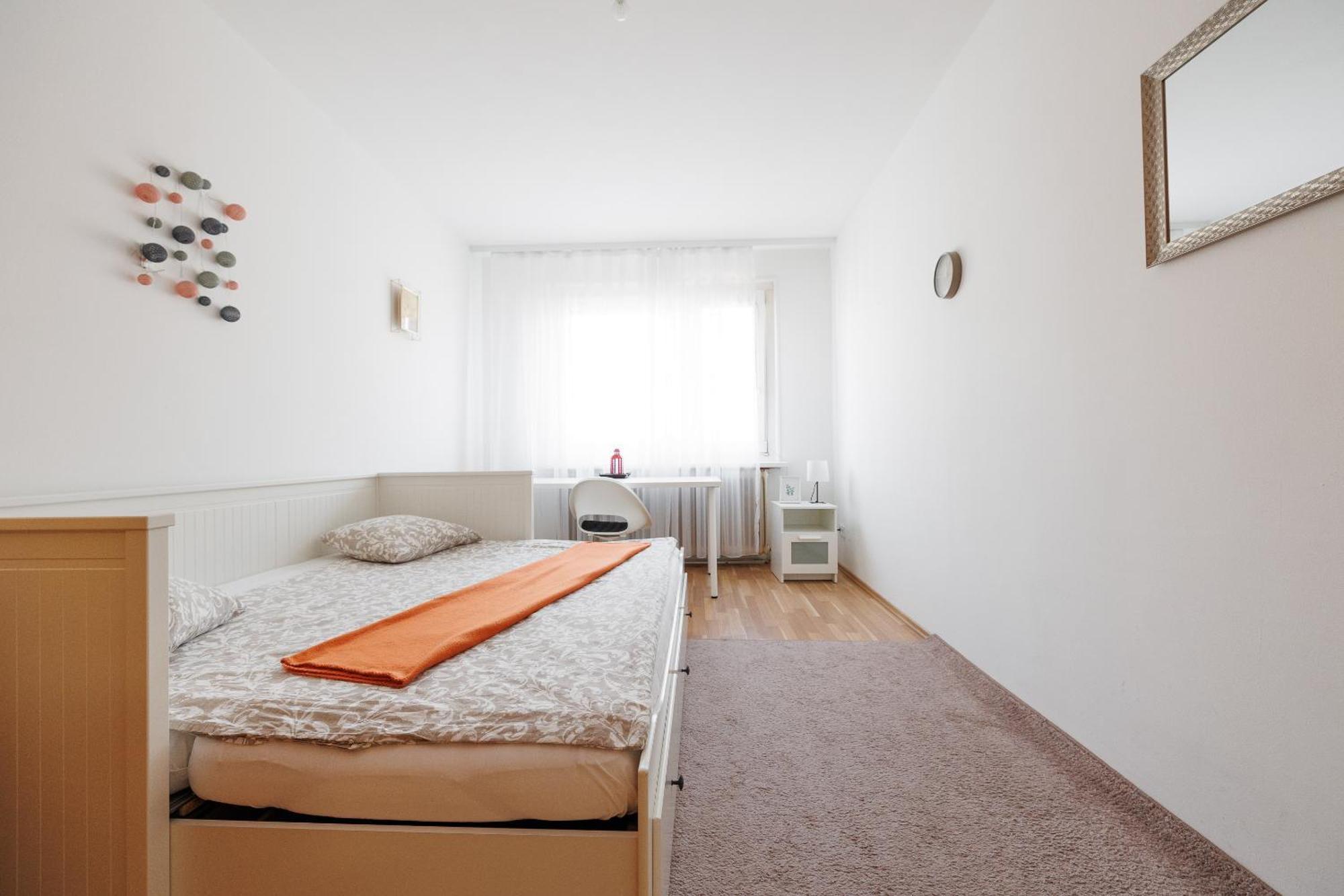 Cozy, Spacious And Charming 4 Bedrooms Apartament Вена Экстерьер фото